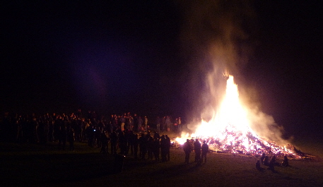 2019 - Osterfeuer - (25)